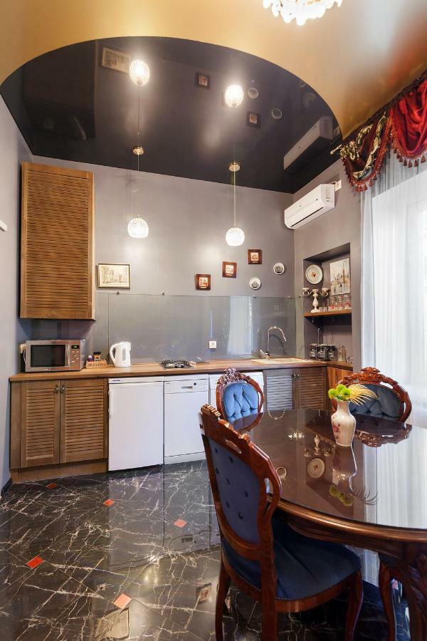 Delux Leopolli Apartments Near Shopping Mall Forum 리비프 외부 사진