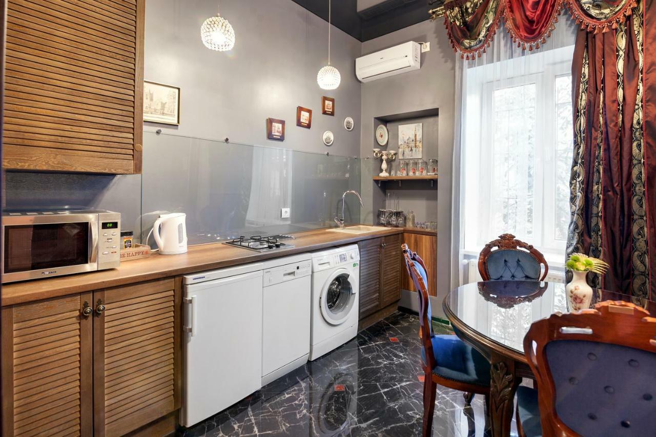 Delux Leopolli Apartments Near Shopping Mall Forum 리비프 외부 사진